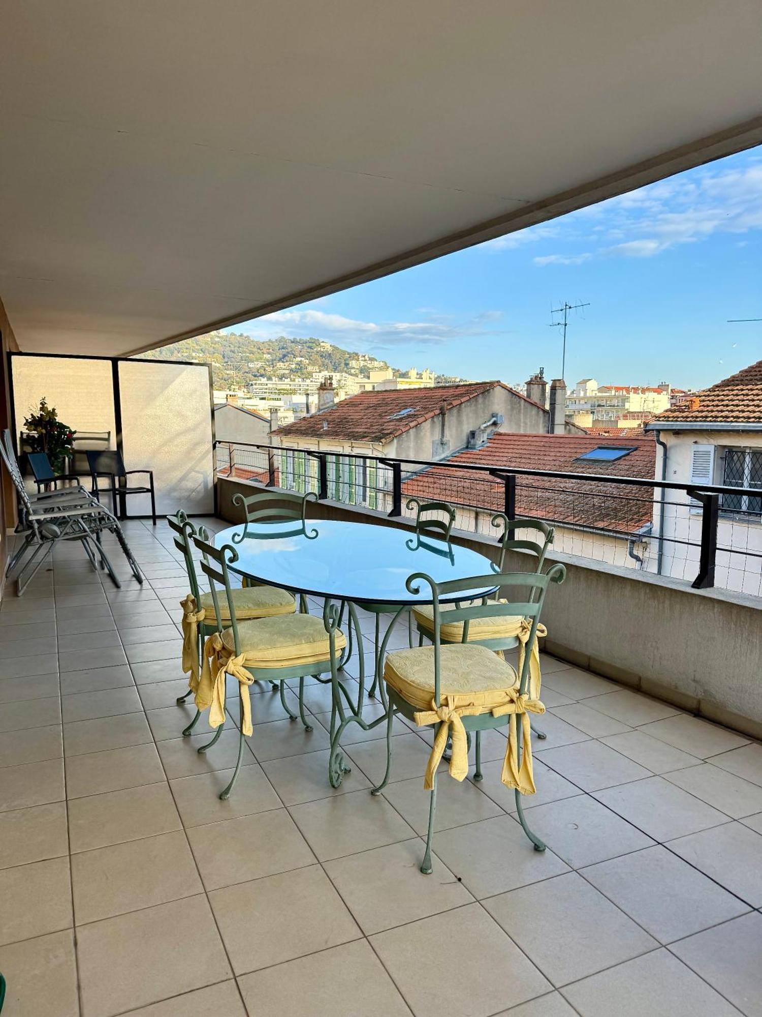 Spacious Luxury Apt, 12 Min Walk To Croisette Beach And Conf Centre Cannes Luaran gambar